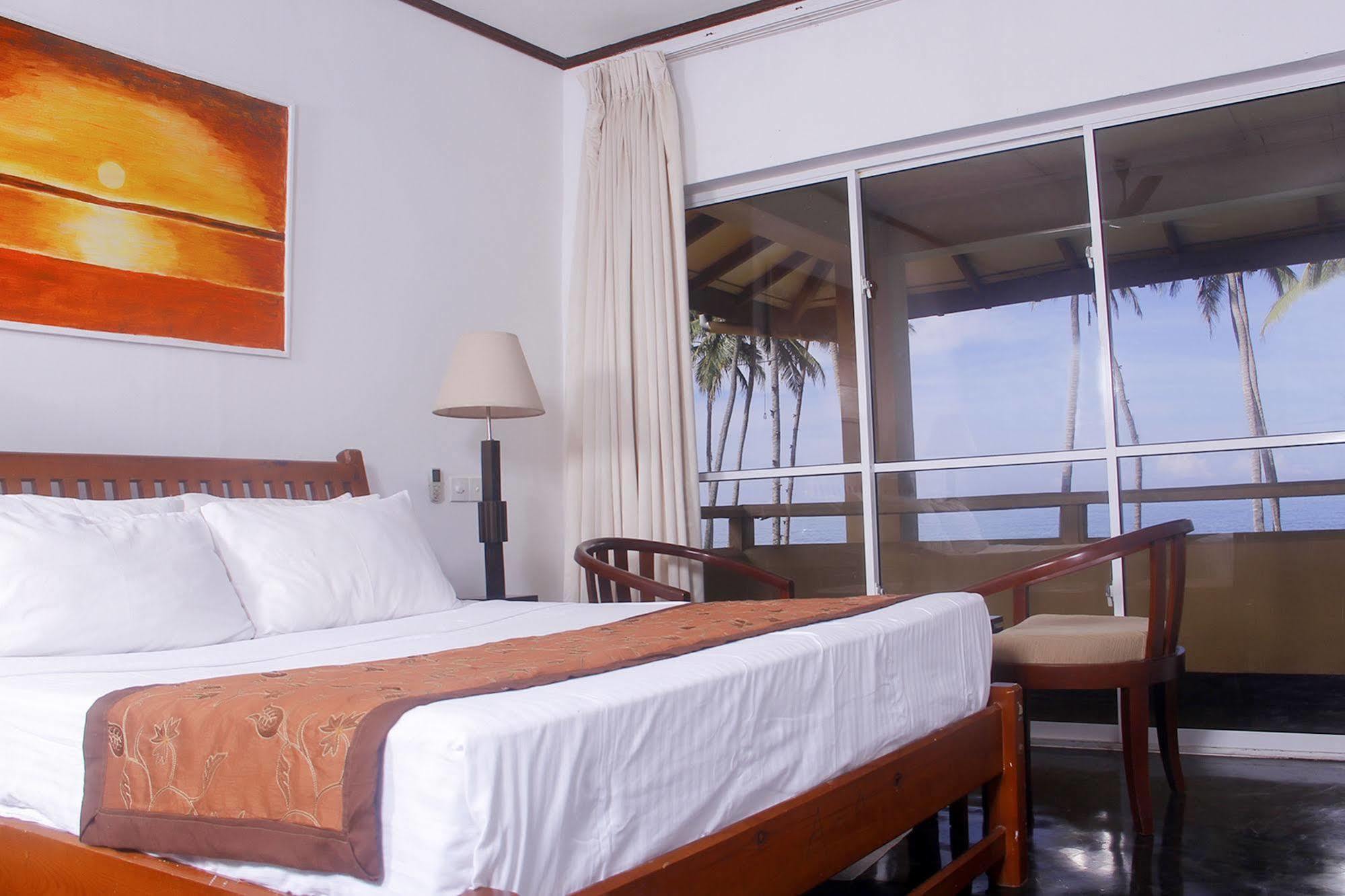 Sanmali Beach Hotel Marawila Eksteriør billede
